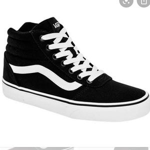 New without tags black high top women vans!!
